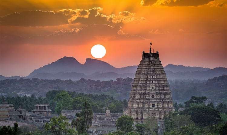 Hampi: Monsoon Chasing