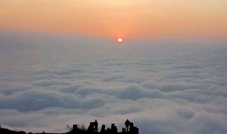 Skandagiri: Romancing the Rocks