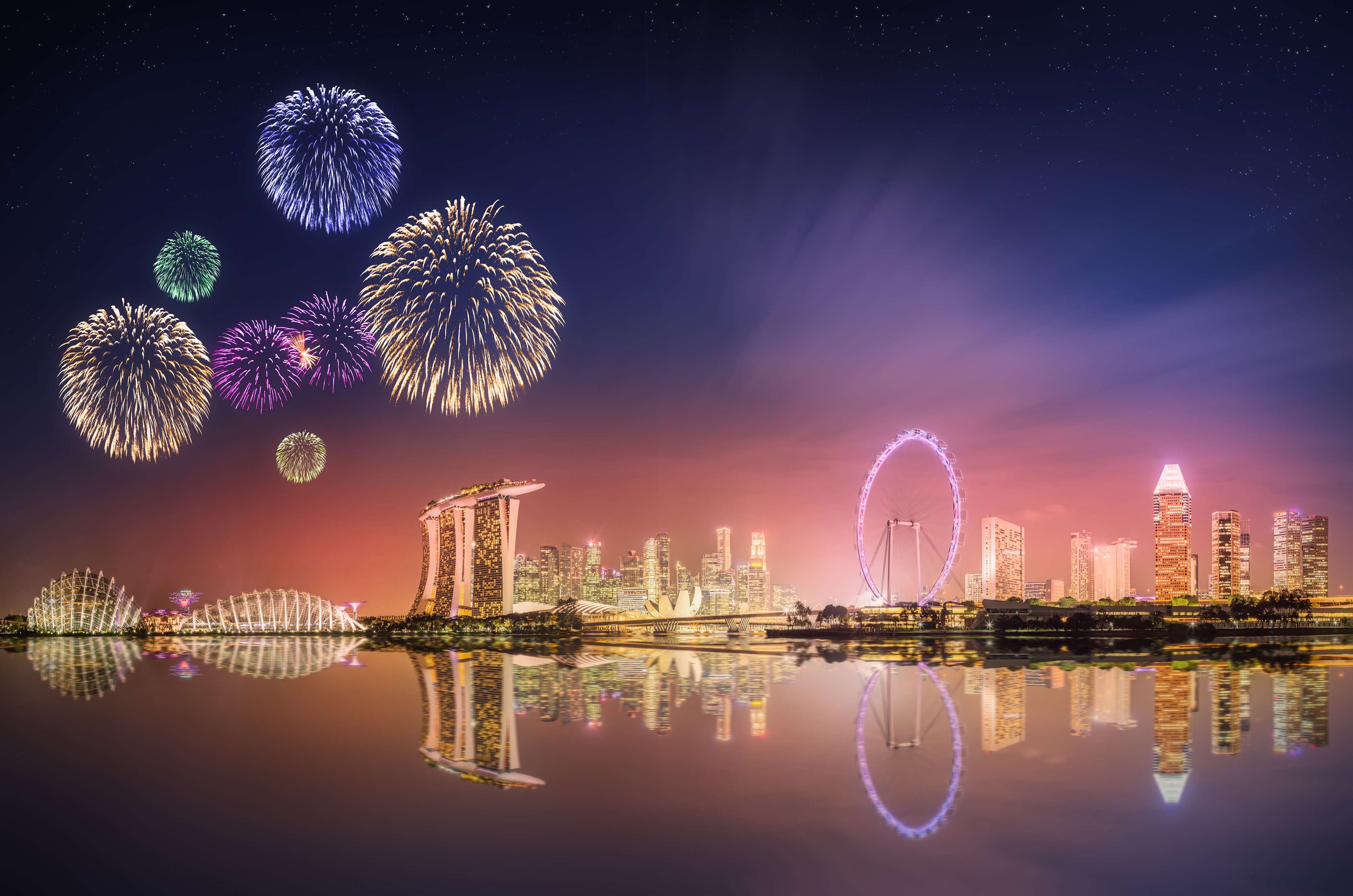 Singapore New Year {{year}} - Things to Do, Fireworks and More!