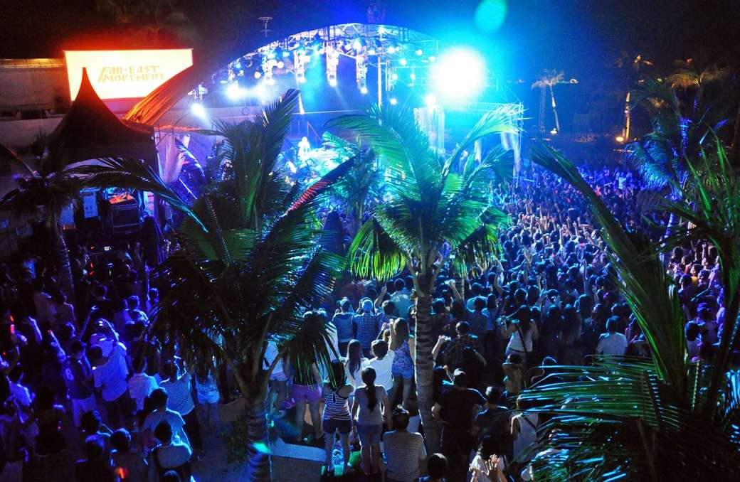 Countdown at 12, Wave House Sentosa