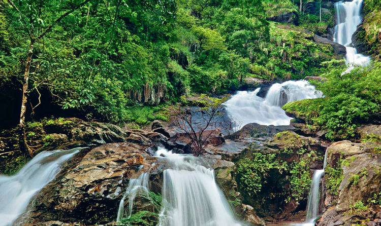 Iruppu Falls