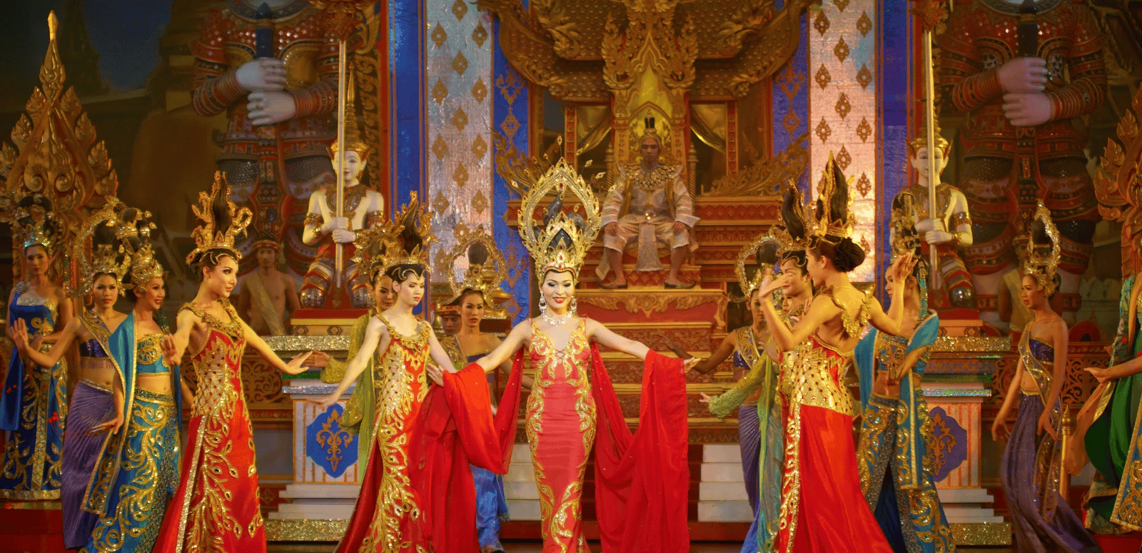 Get Entertained at Simon Cabaret