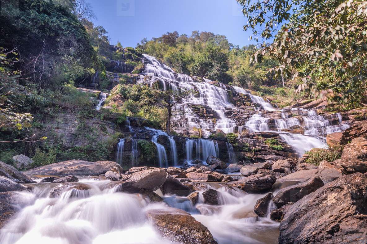 Mae Ya Waterfall