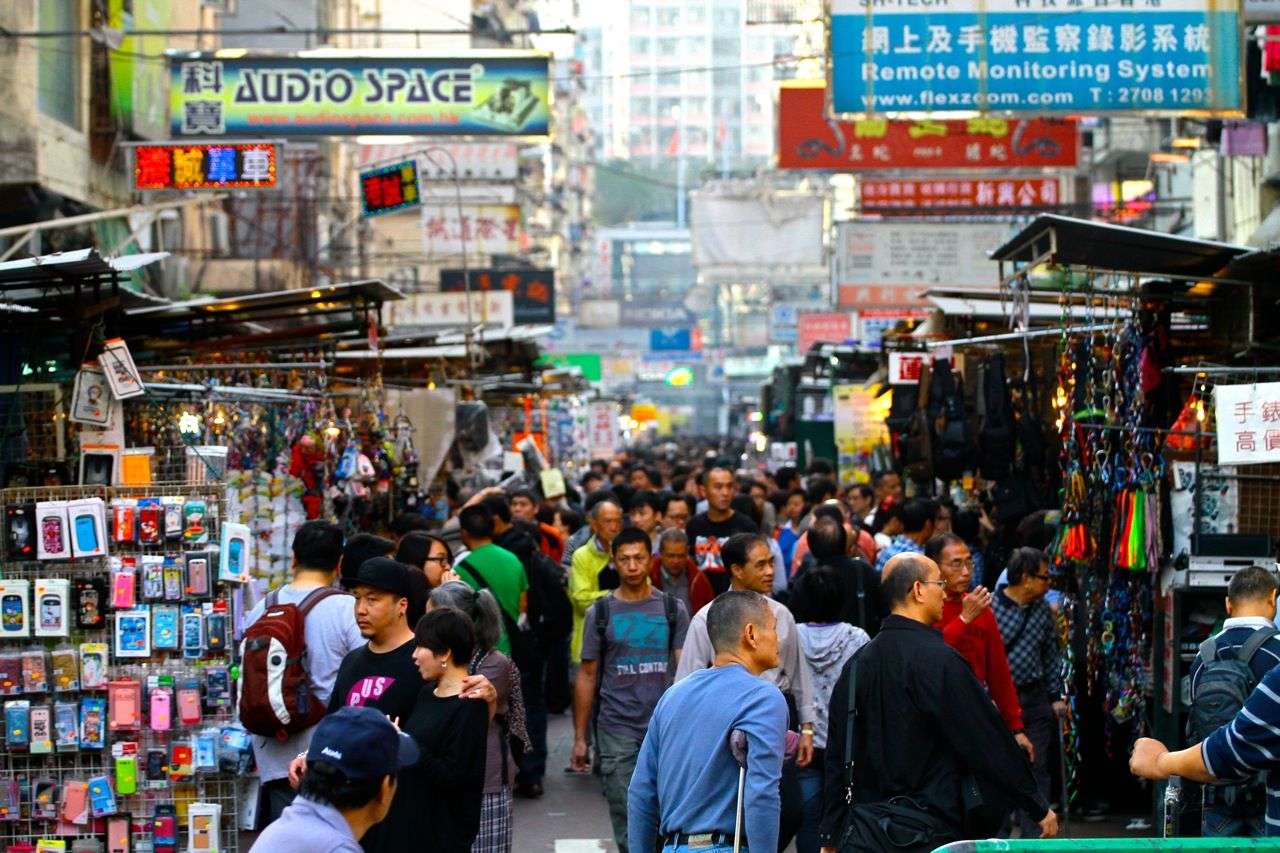 Apliu Street Flea Market