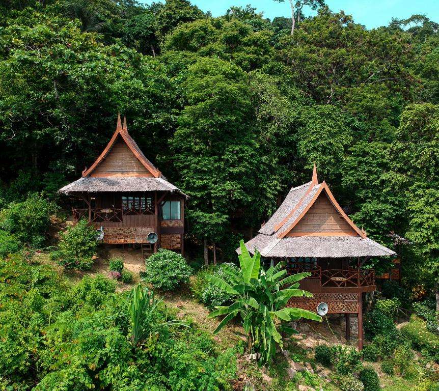 Phi Phi Relax Beach Resort