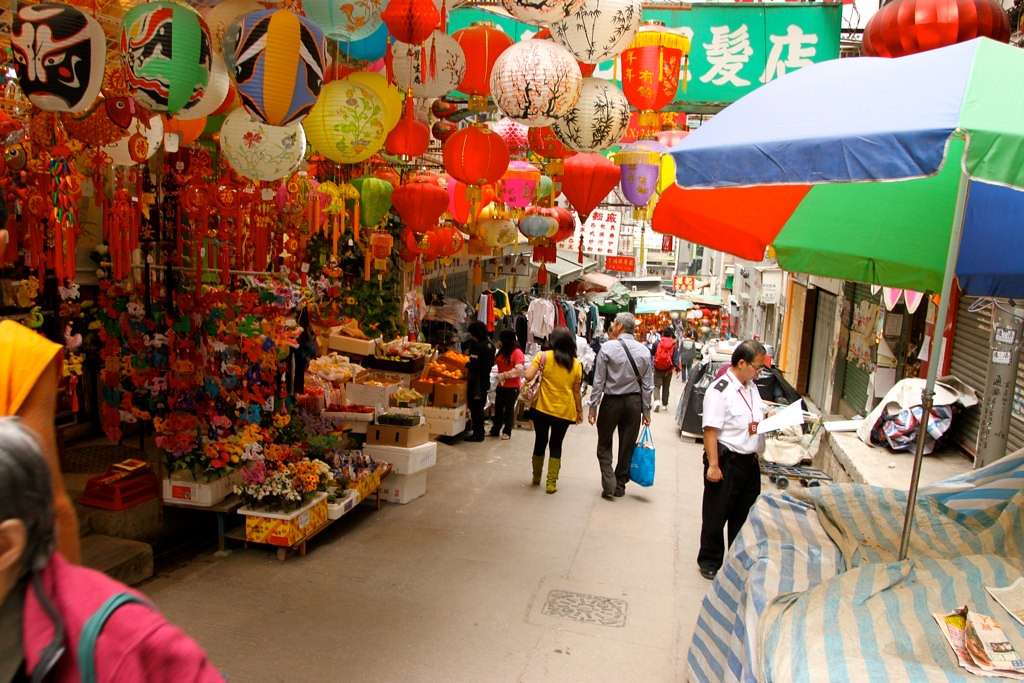Li Yuen Street Market