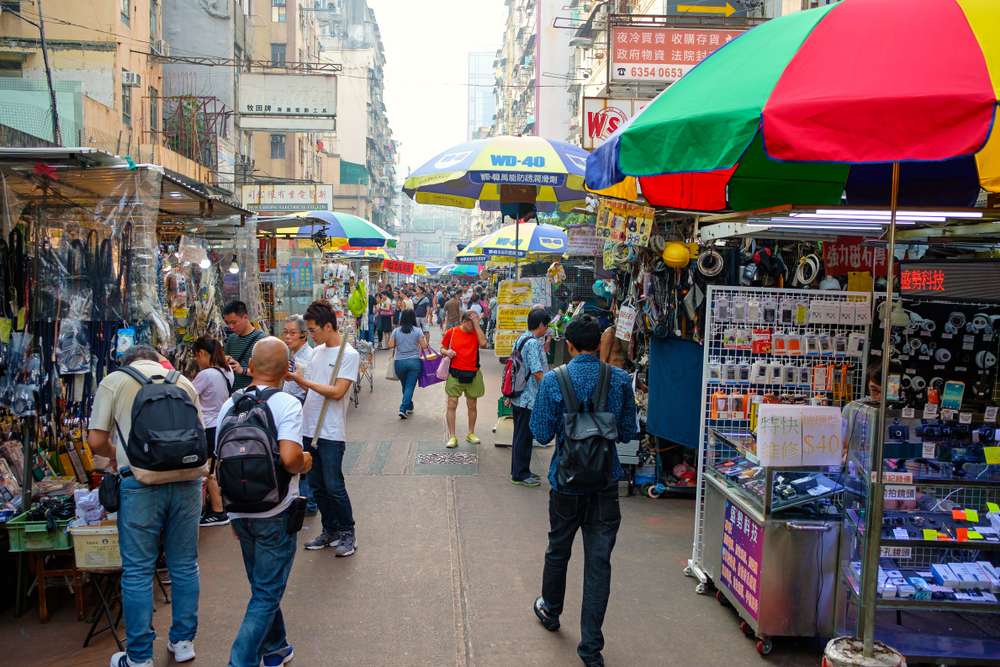 Apliu Street Electronics Market