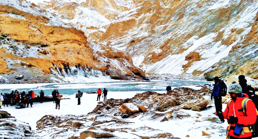 Starting Point of Chadar Trek - Shingra Koma
