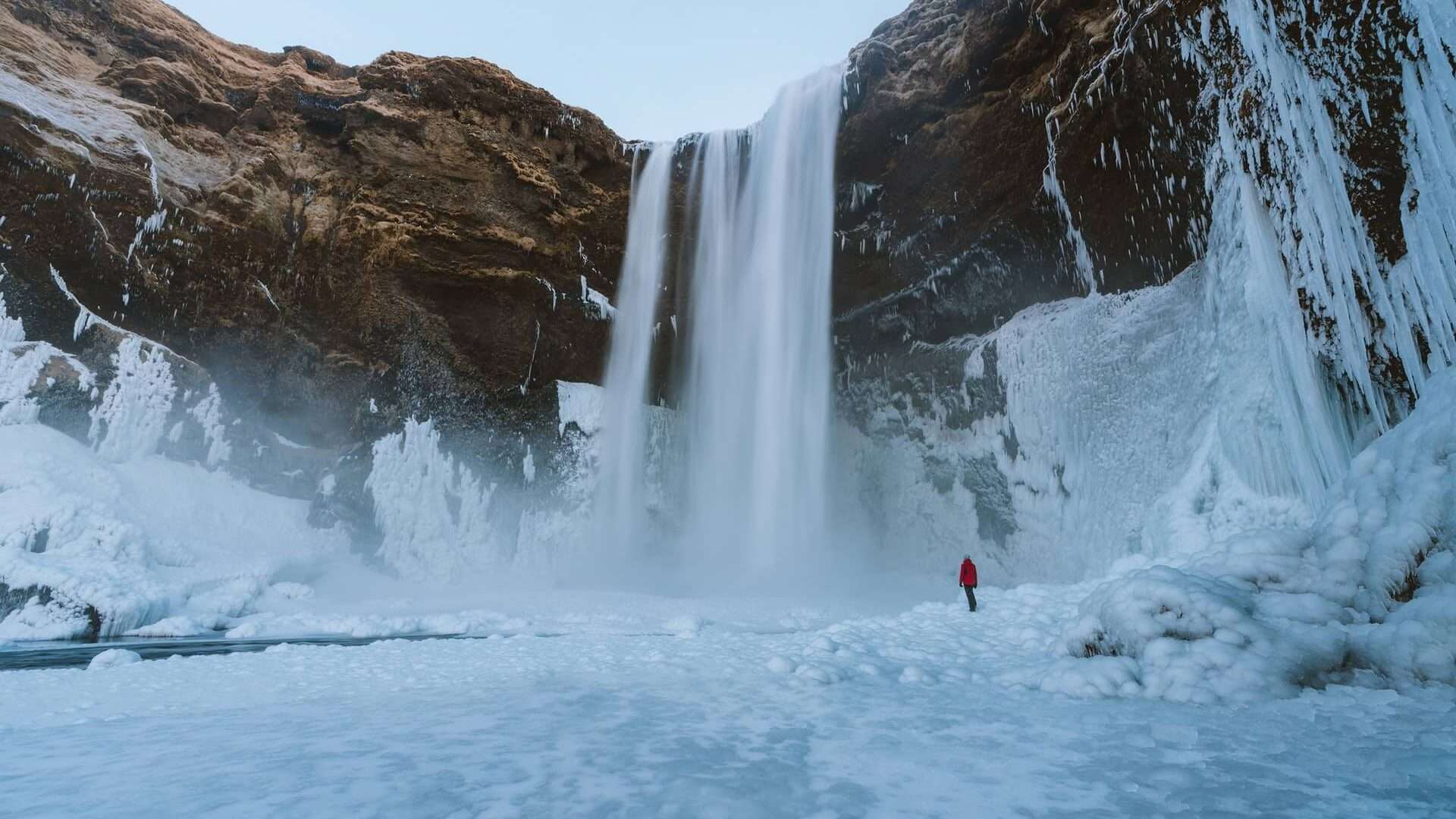 Glance at Something Unique The Frozen Waterfall of Chadar Trek