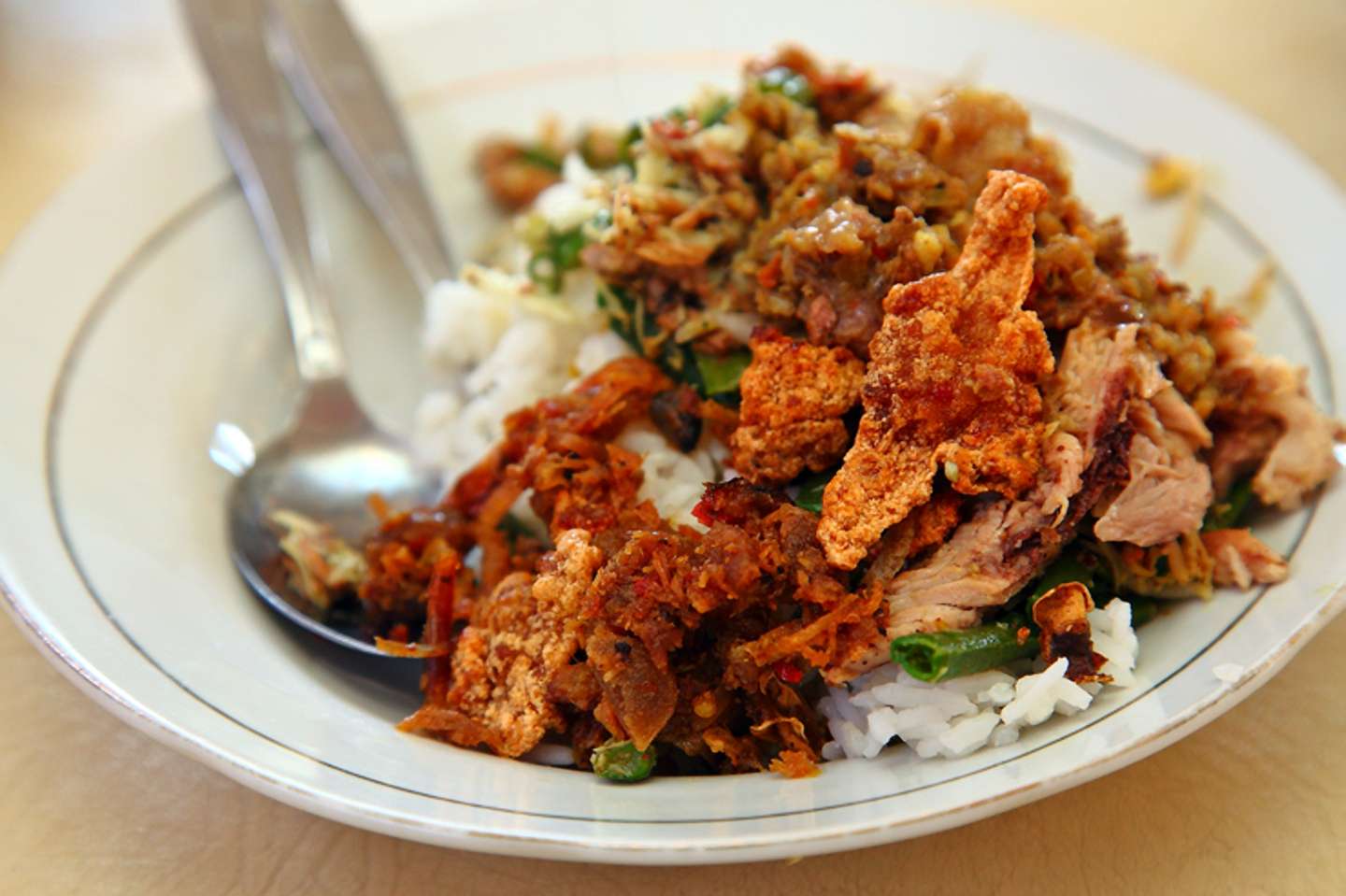 Warung Babi Guling Pak Dobil