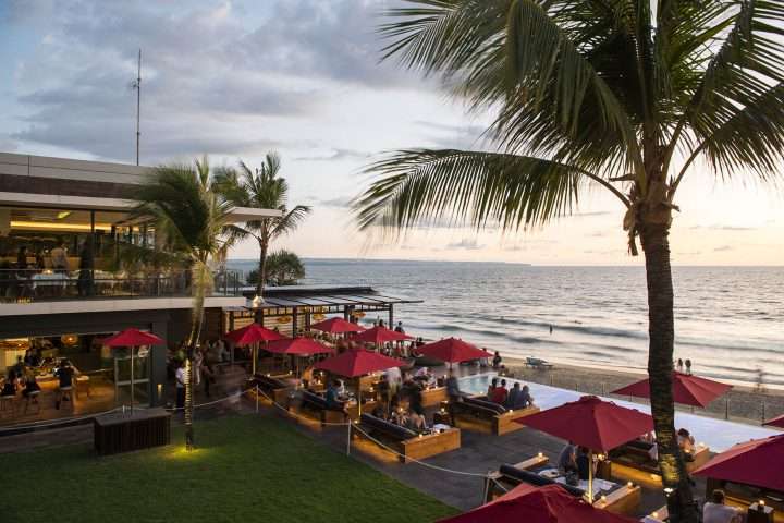 Have a Romantic Dinner Date at Ku De Ta