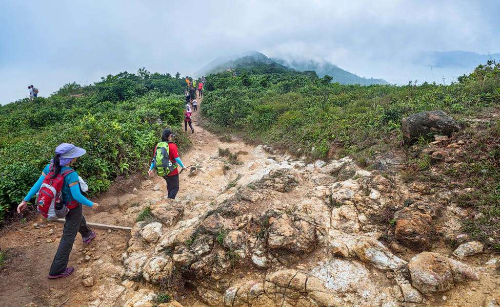 Hike at Dragon's Back