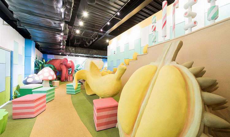 Rubber Land, Pattaya