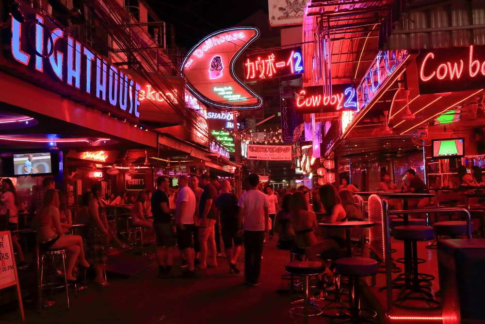 30 Best Clubs & Bars in Koh Samui - {{year}} (Photos & Reviews)
