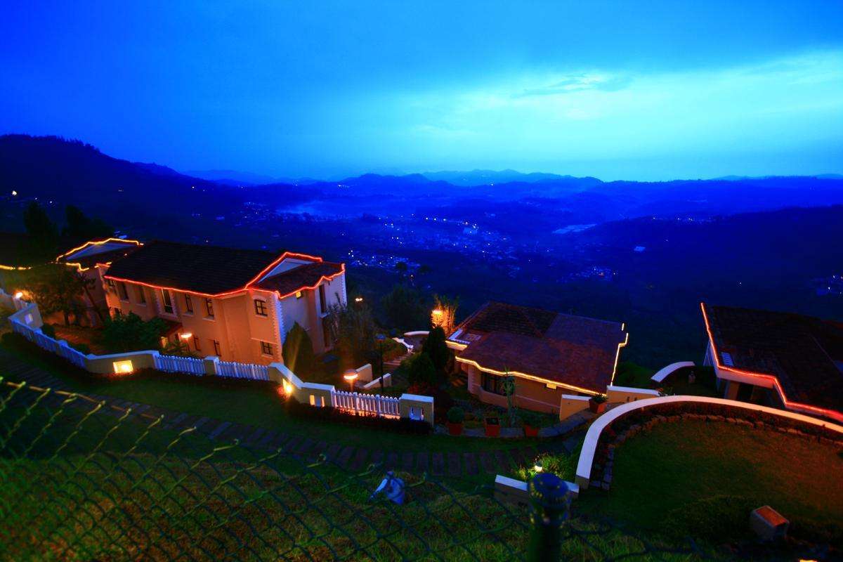 Mountain Retreat- A Hill Country Resort