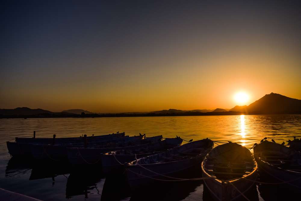 Boat Ride in Fateh Sagar Lake, Udaipur
