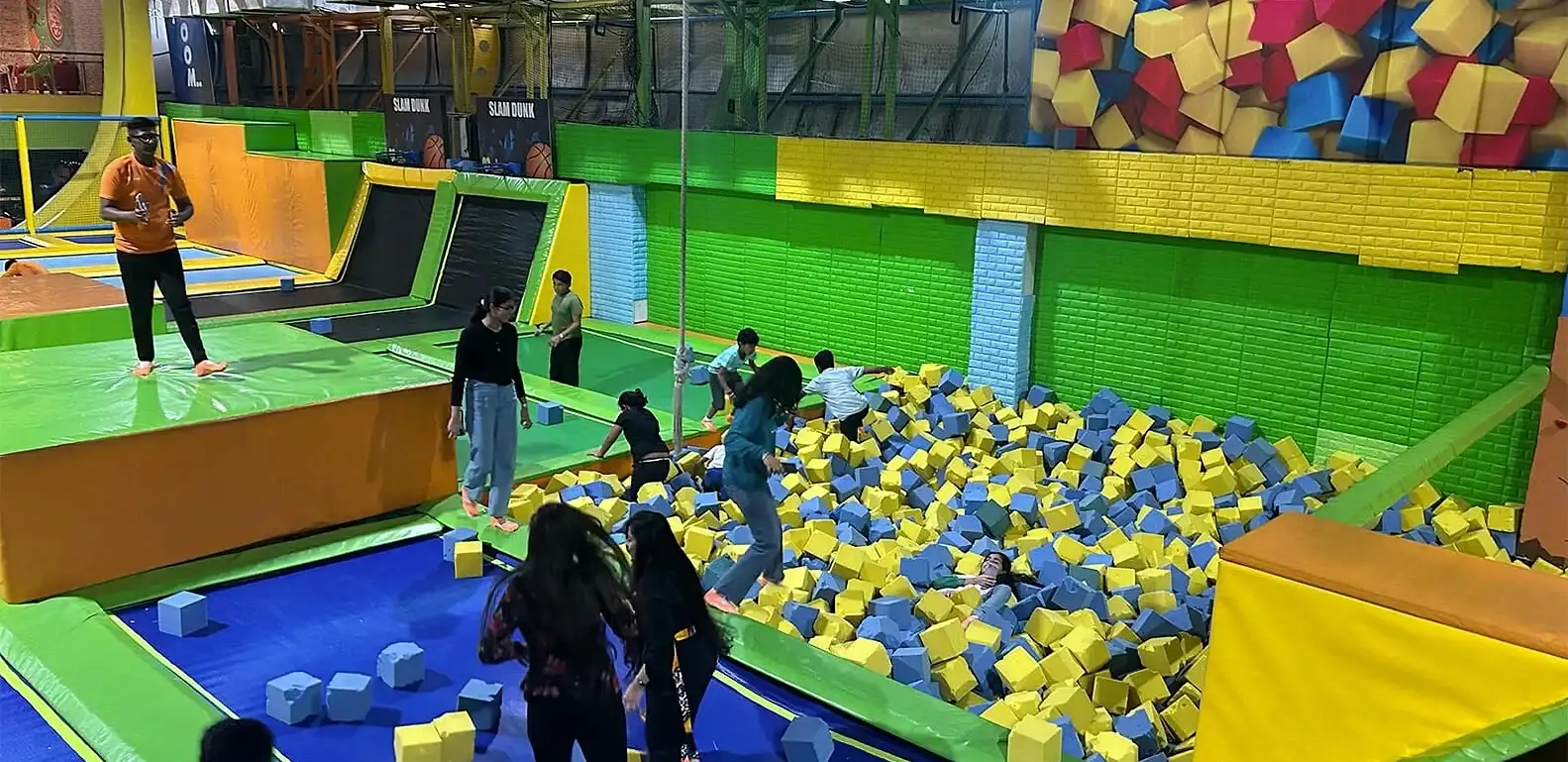  SkyJumper Trampoline Park