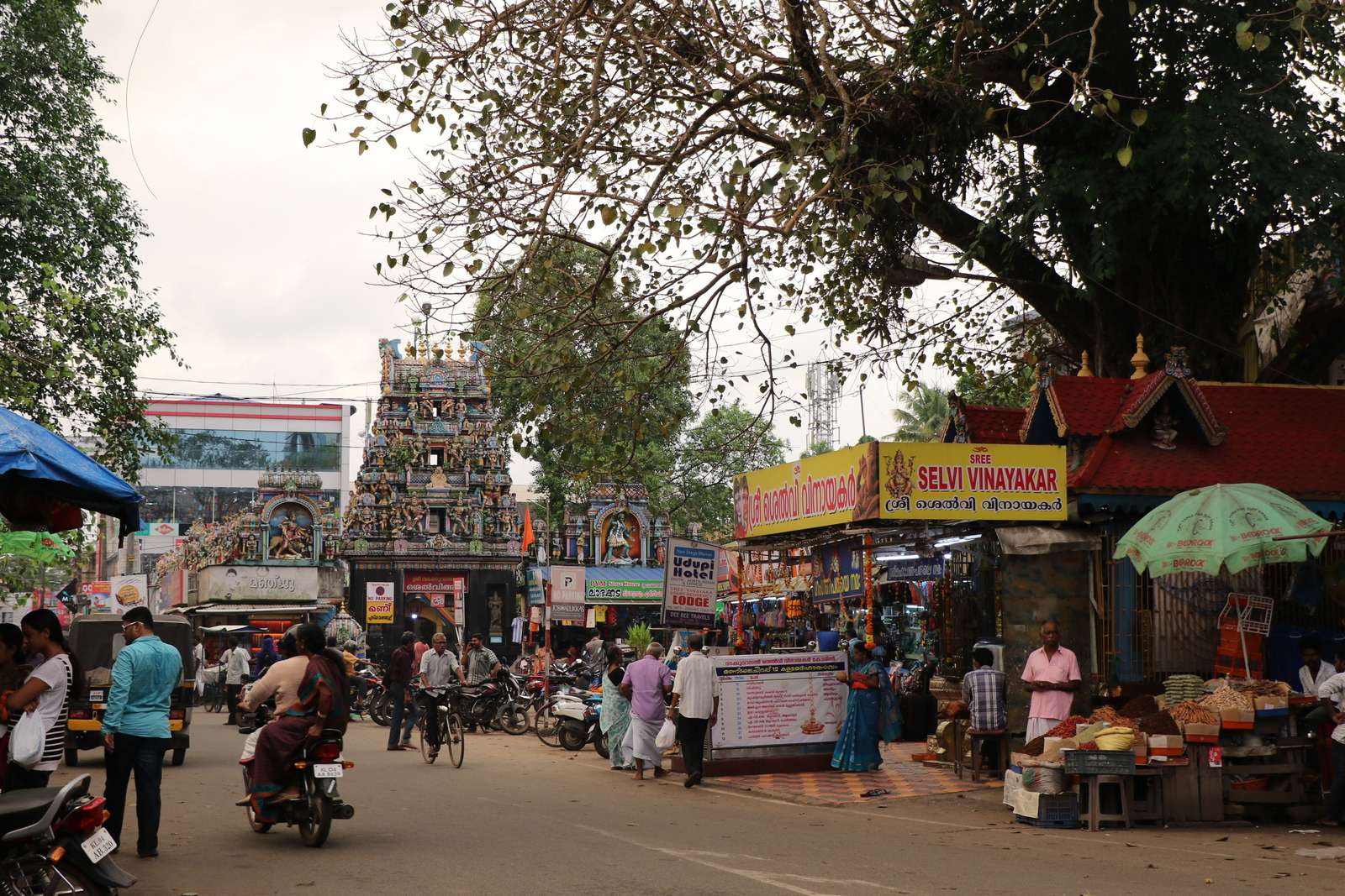Mullakkal Market