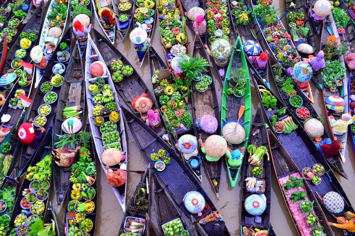 Triveni Floating Market