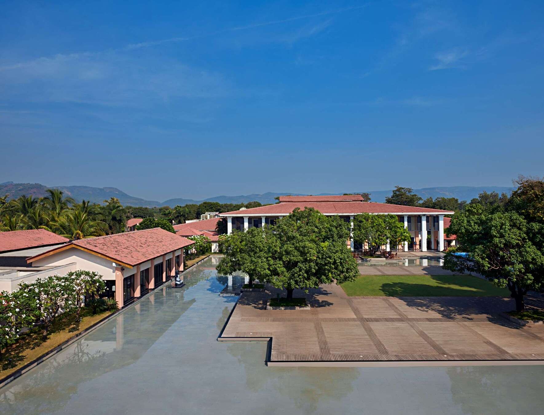 Radisson Resort and Spa, Alibaug