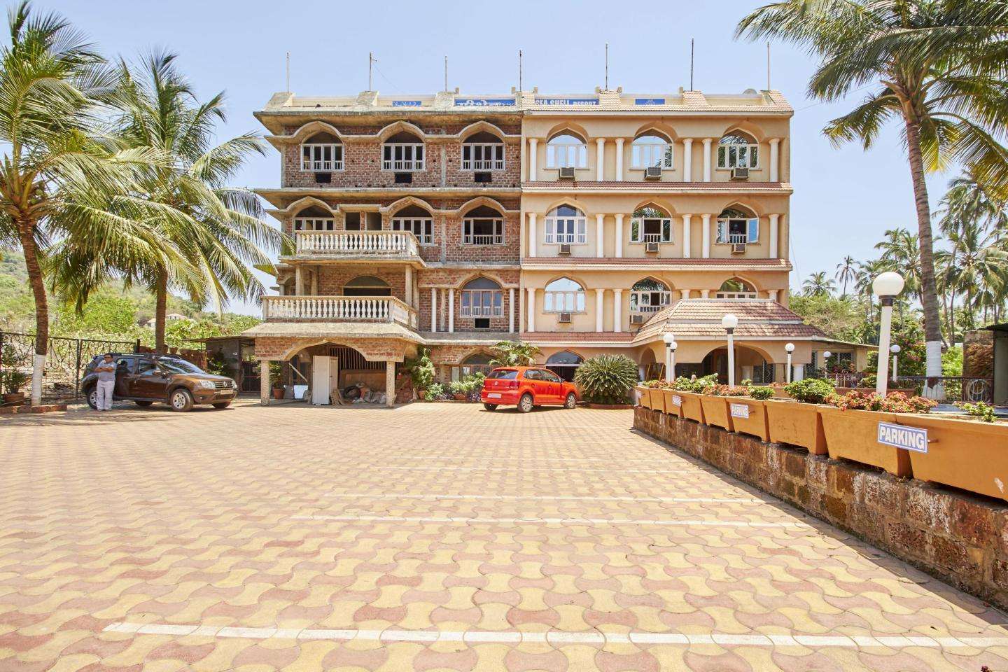 Sea Shell Resort, Murud (157 km from Mumbai)