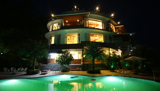 Mount Xanadu Resorts