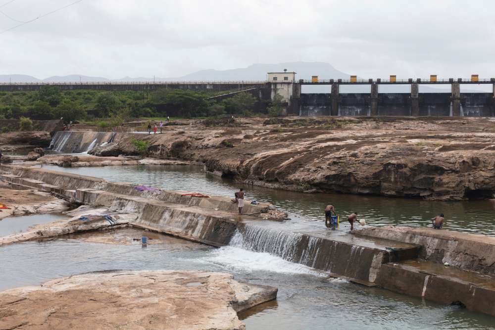 Khadakwasla Dam (14 km from Pune)