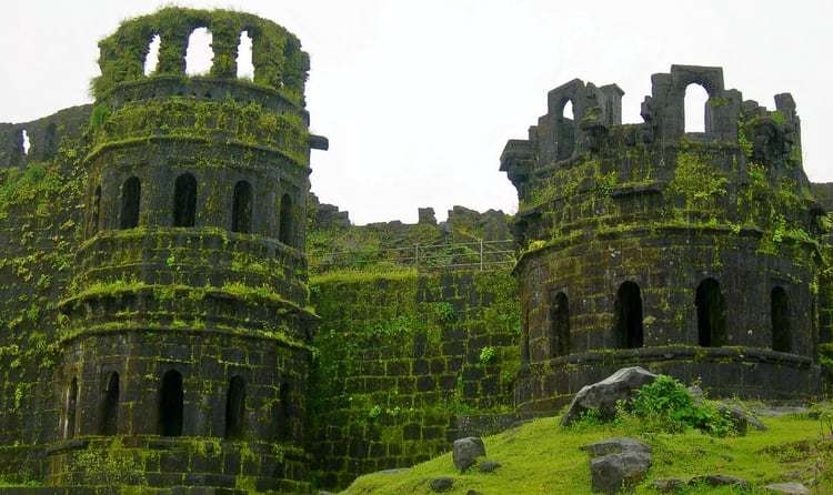 Raigad (125 Km from Pune)