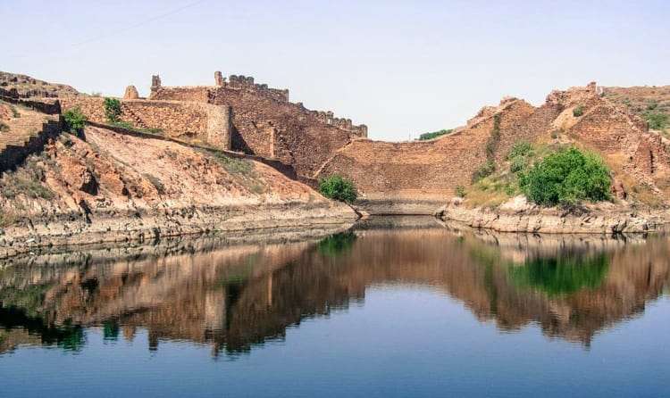 Stroll at Ranisar Lake