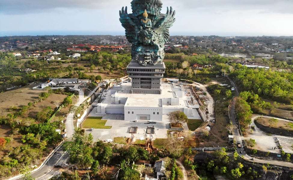 Visit Garuda Wisnu Kencana