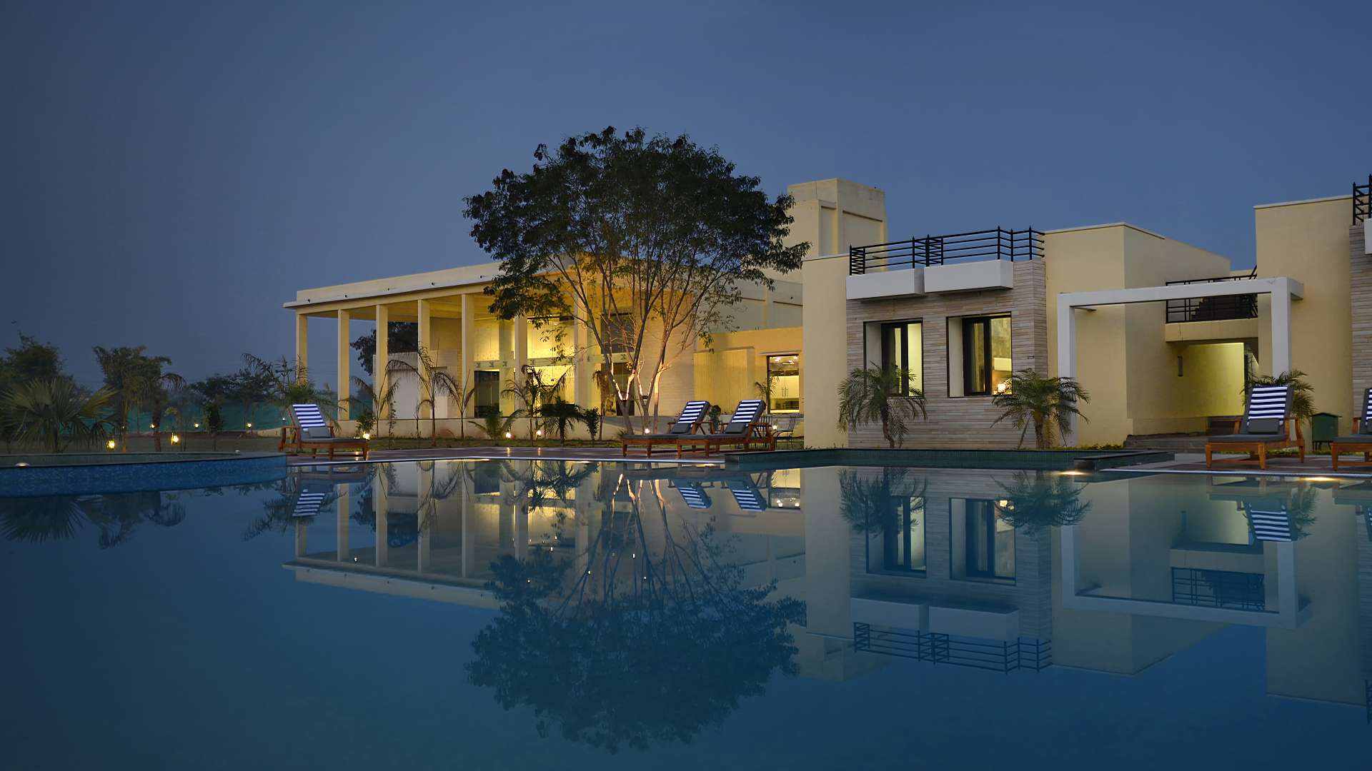 Jungle Villas Resort