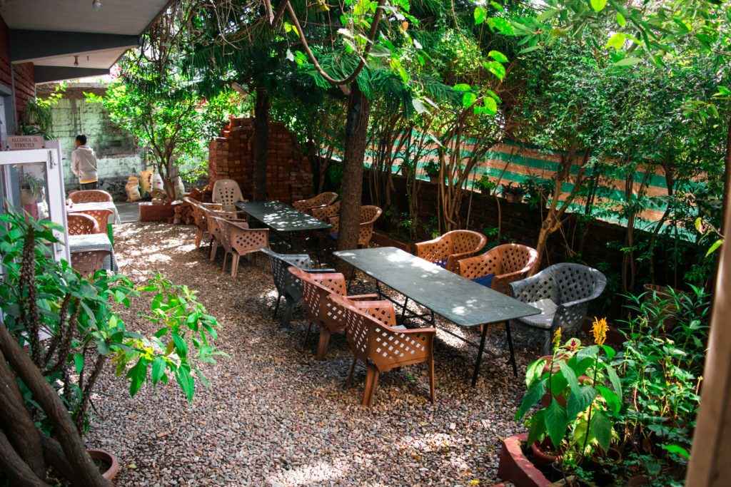 Explore the Cafes of Bir