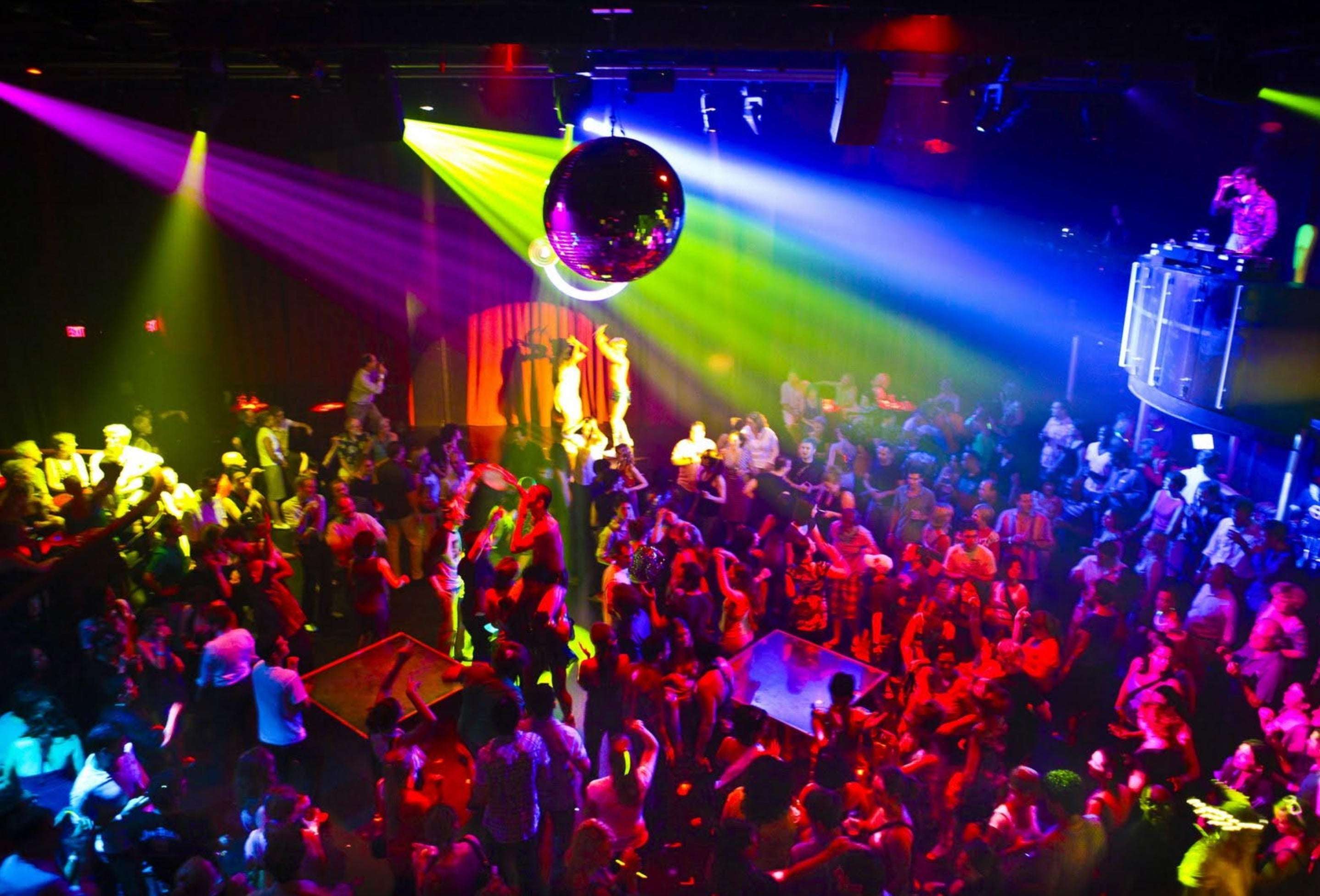 Enjoy A Premium New Year party Under The Stars At Over The Moon!