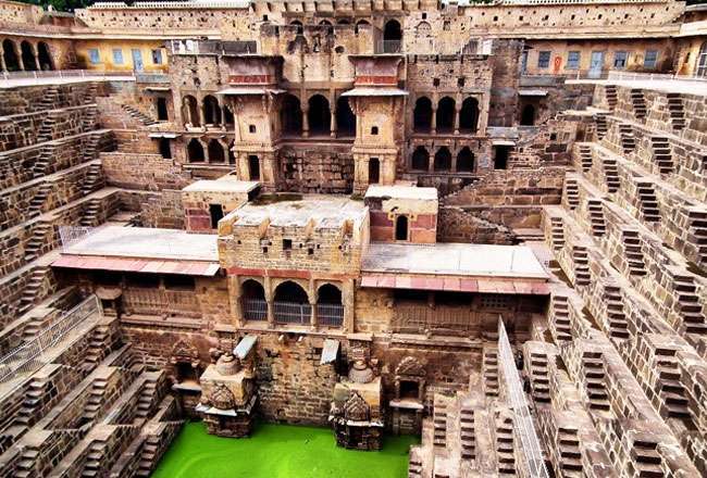 Dausa - 284 km from Delhi