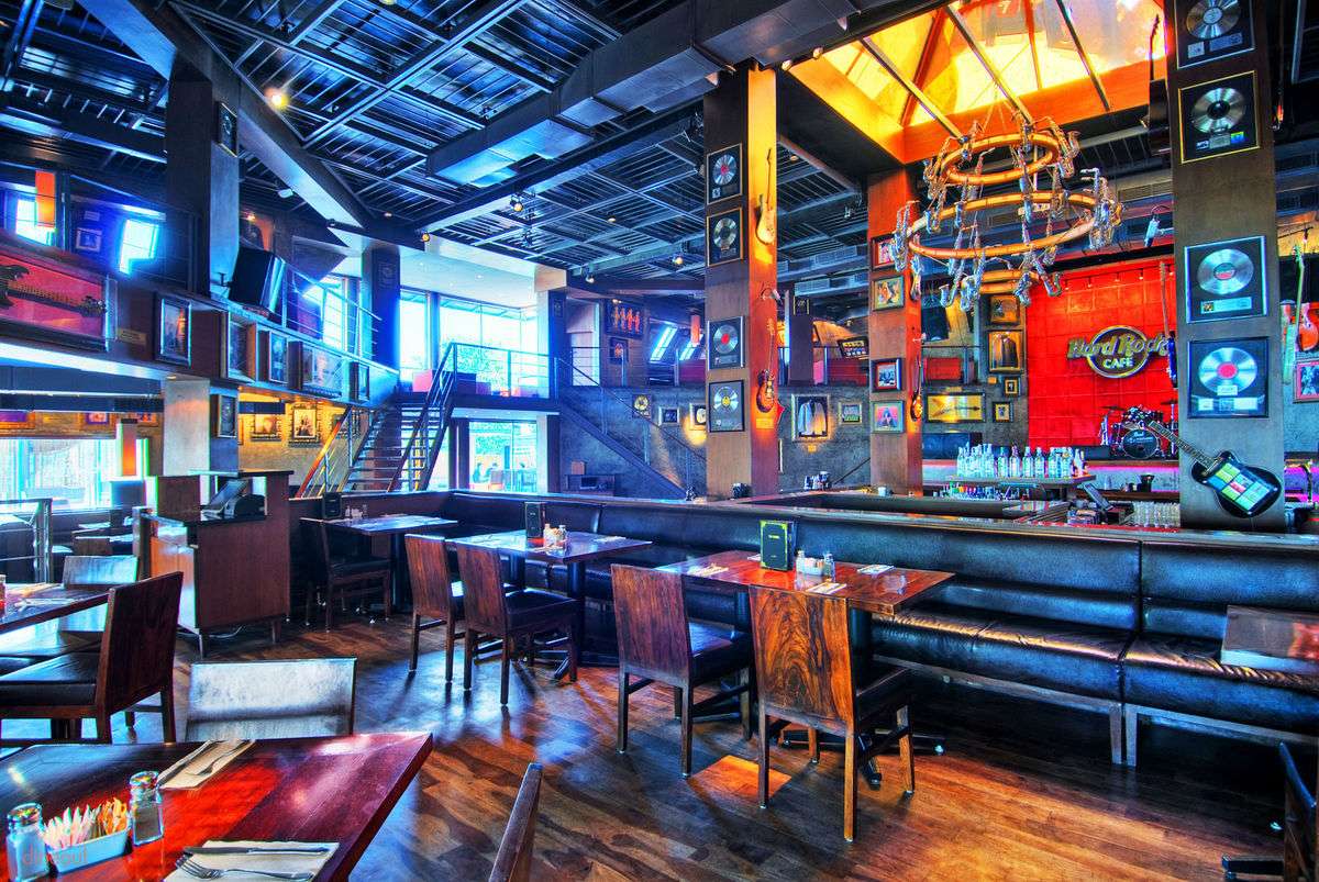 Listen to a Live Gig at Hard Rock Café