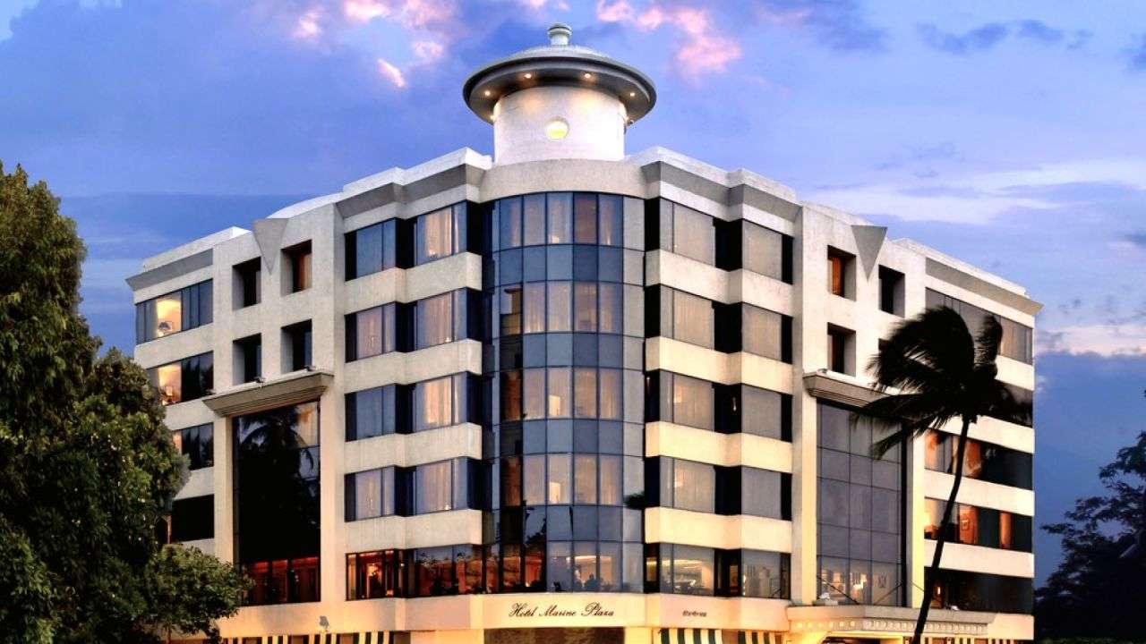 Marine Plaza Hotel