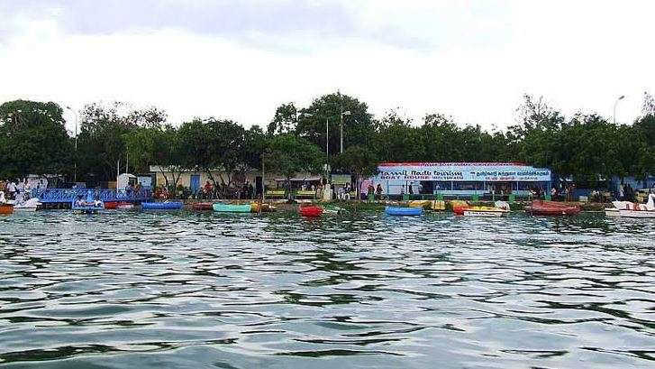 Muttukadu (32 km from Chennai)