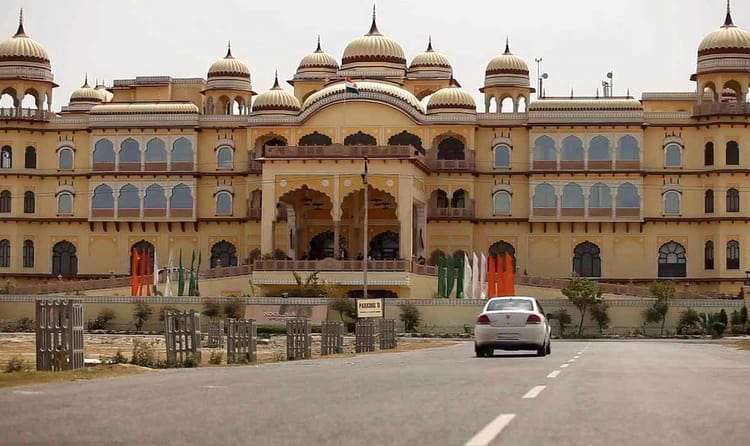 Karnal - 121 Km from Delhi