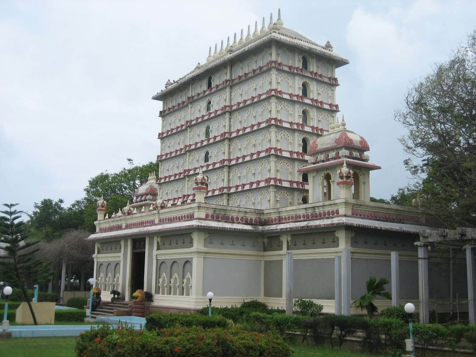 Poompuhar (273 km from Chennai)