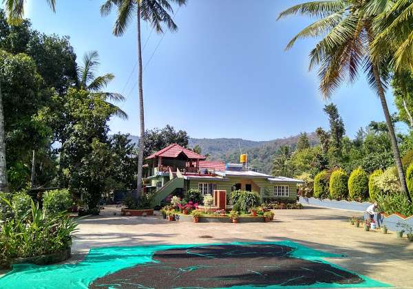 Homestay in Coffee Estates of Coorg - Flat 26% off