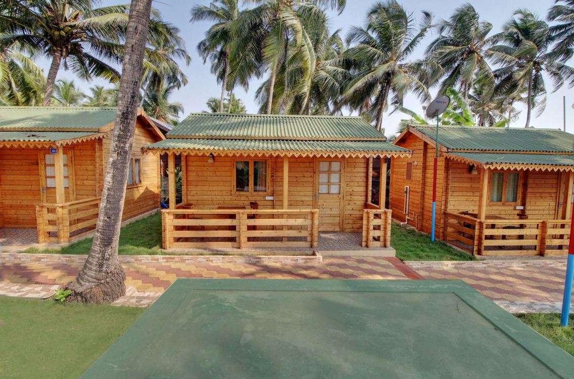 Chrisha's Beach Resort