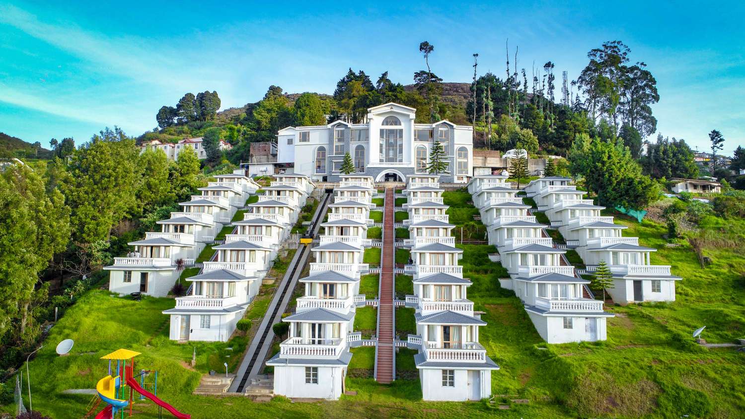 15 Luxury Resorts in Ooty, Book Now & Get Upto 50% Off