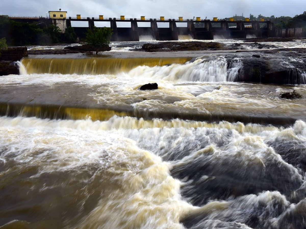 Khadakwasla (16 Km from Pune)