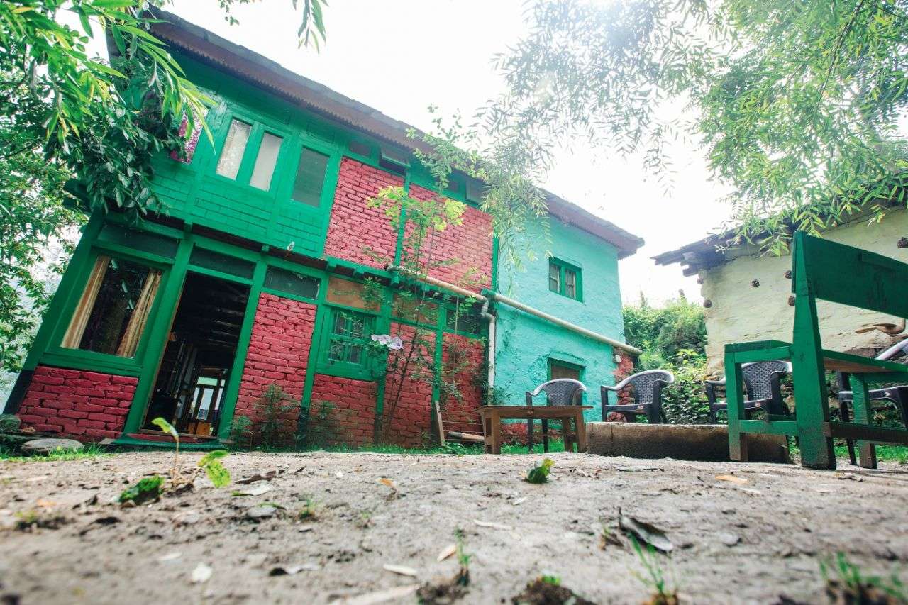 Homestay in Jibhi | Book Online & Get 1000 Cashback!