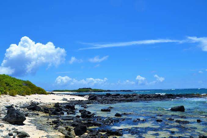 1574755085 gabriel island