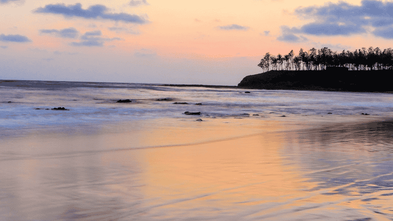  Alibaug (143 km from Pune)