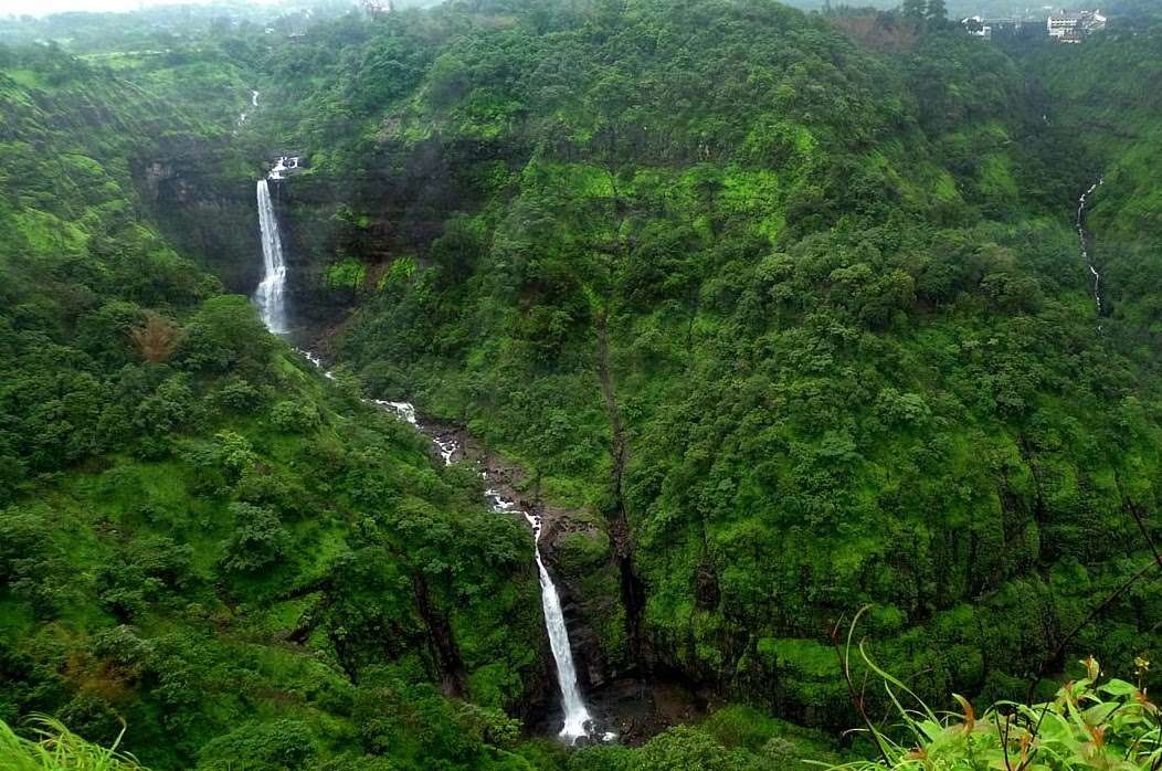 Khandala (71 km from Pune)