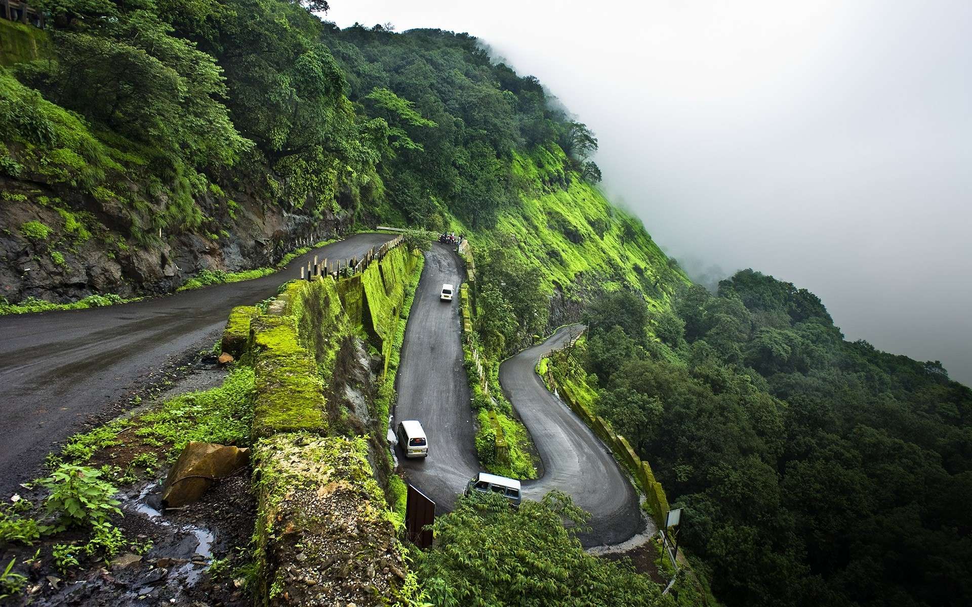Malshej Ghat (127 Km From Mumbai)
