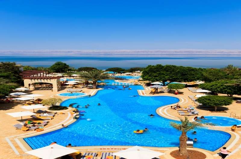Stay in Luxurious Dead Sea Resorts
