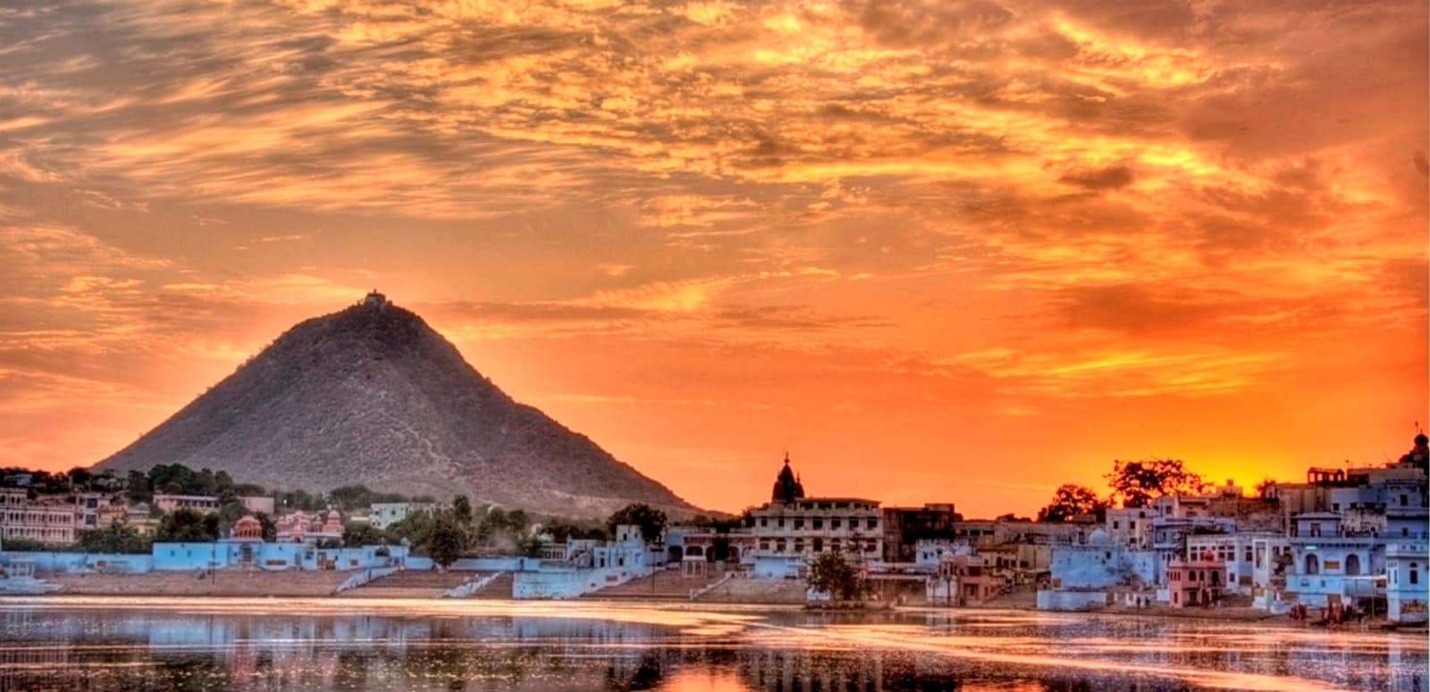 Pushkar (146 km from Jaipur)